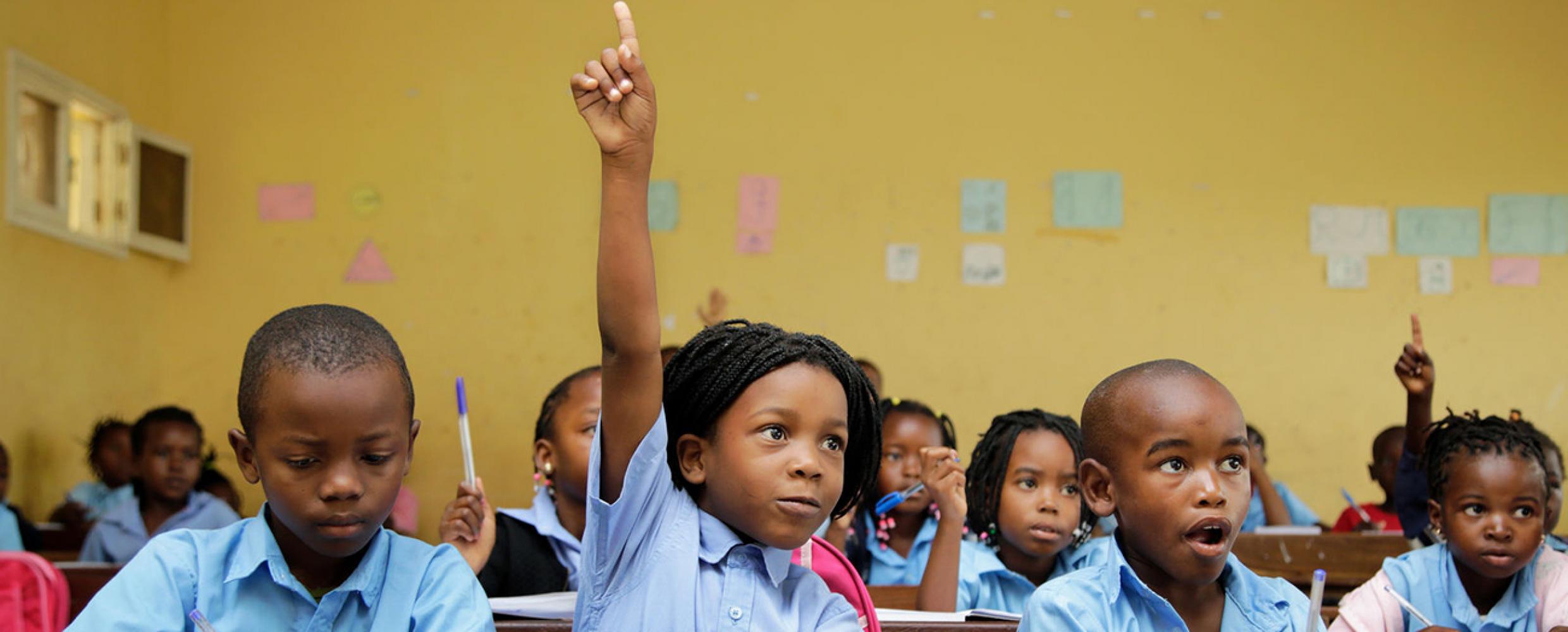 humana_educacion_mozambique.jpg