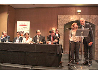 Aura Fundació distingeix Humana-img1