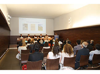 Debating about energy at Col • legi d'Economistes de Catalunya-img1