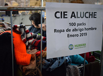 Third donation of clothes for people of the CIE of Aluche-Madrid-img2