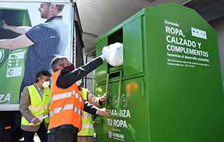 Hugo Morán, Secretary of State for the Environment, visits the Humana Plant in Leganés-img3