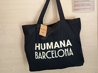 Humana y Coleo impulsan una shopping bag reciclada, en parte, con textiles usados -img2