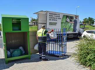 Humana denuncia la anulación del contrato de recogida de ropa usada en Gijón-img3